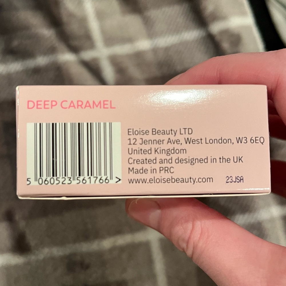 Eloise - Flawless Loose Setting Powder (Deep Caramel) - Picture 4 of 8